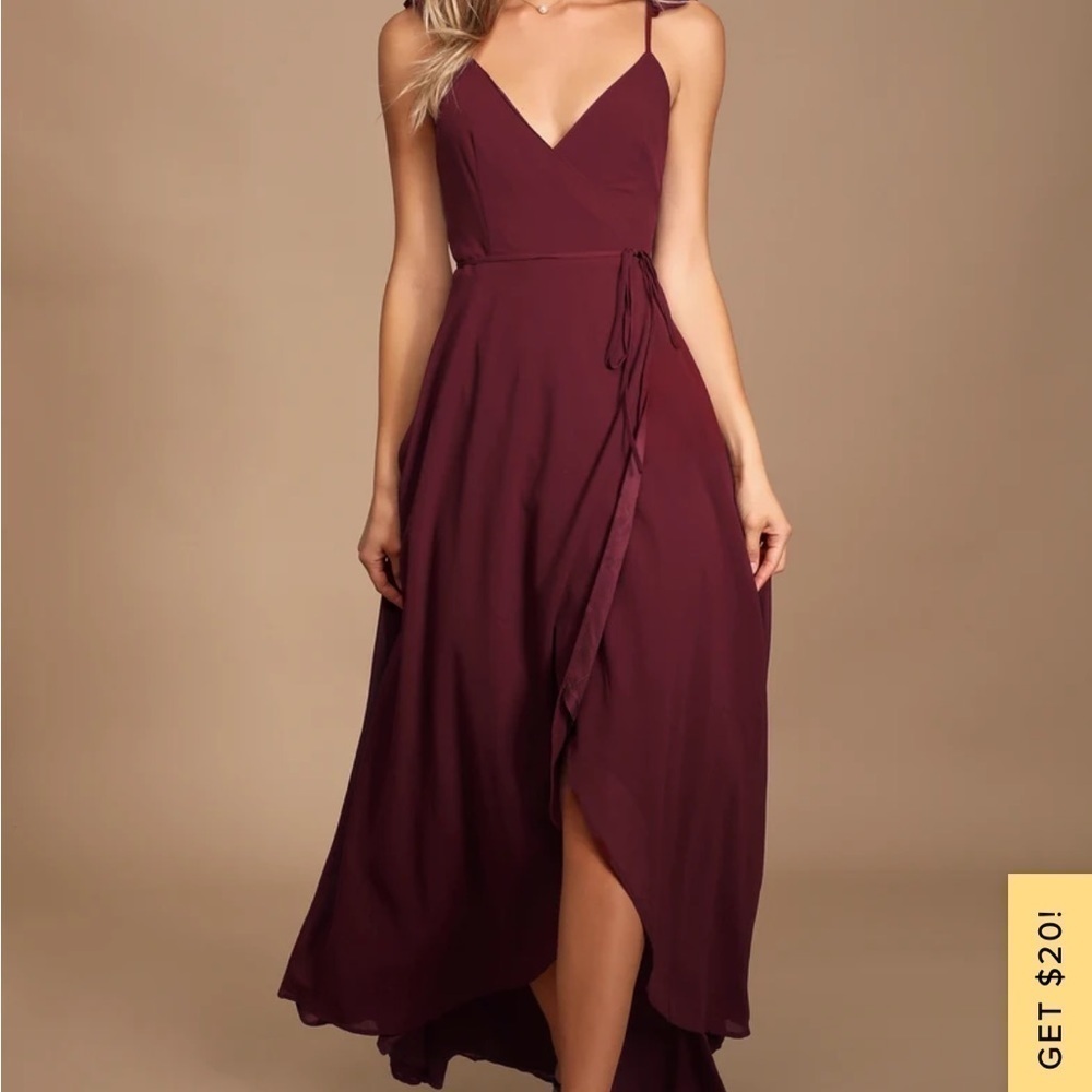 NWT Lulu’s Here’s to us wrap dress
